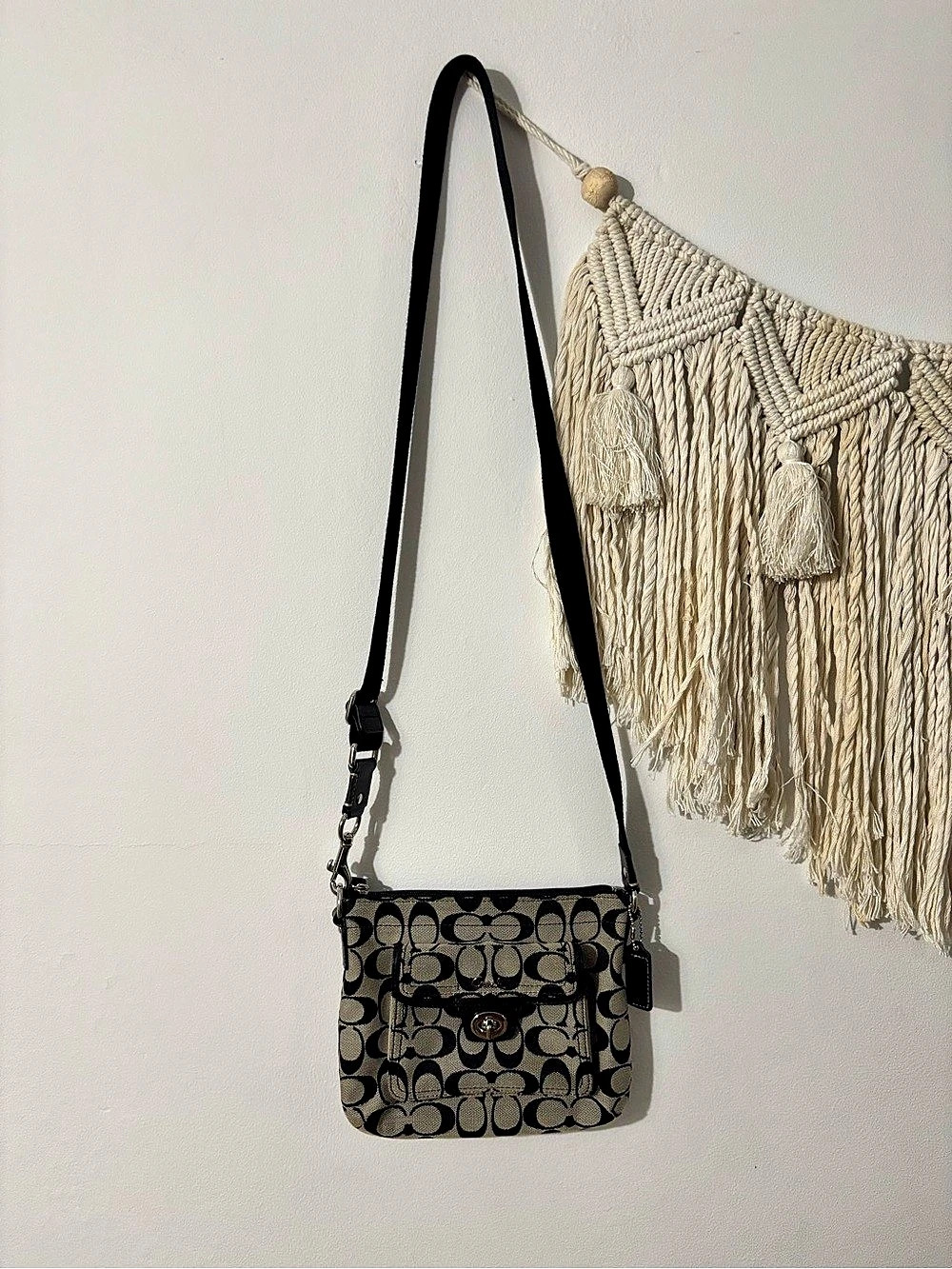 Coach Signature Canvas Crossbody Bag Black & Brown